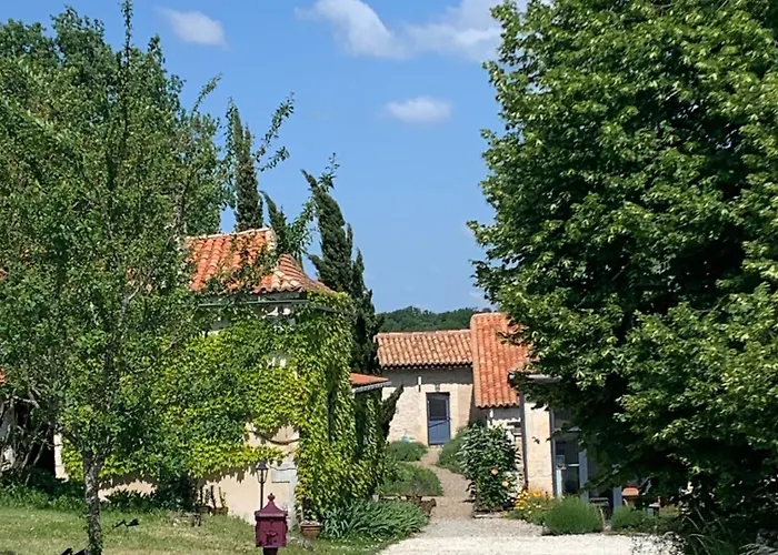 Eiffel At Bassinaud Сasa de vacaciones *